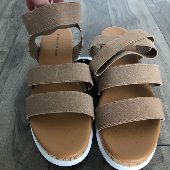 Cork Platfrom Sandals - Size 9 - Picture 1 of 10